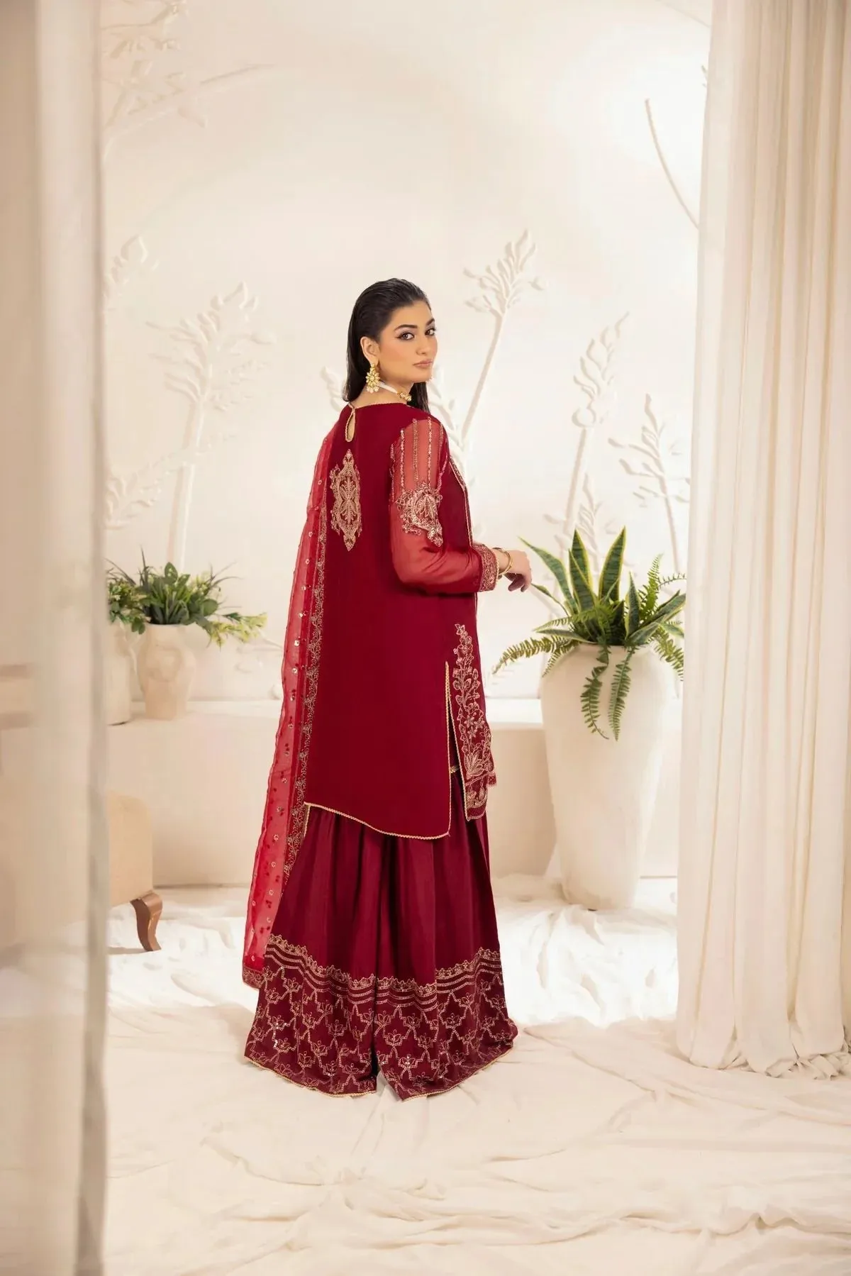 3PC EMBROIDERED CHIFFON LONG DRESS BY MOHAGNI 11