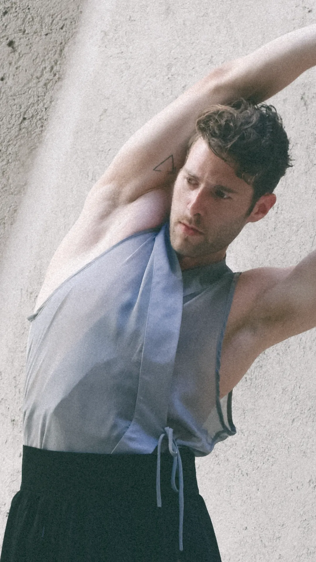 Camisa Lbano sin mangas (Gris)