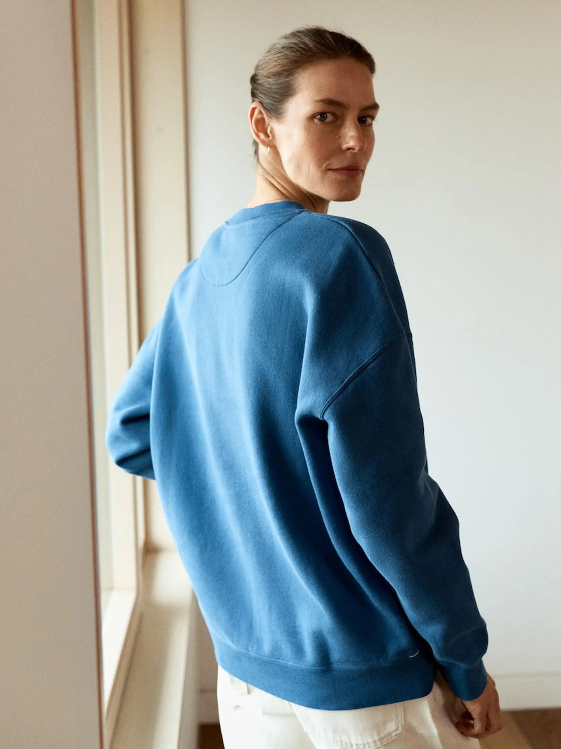 Ocean blue relaxed-fit sweatshirt